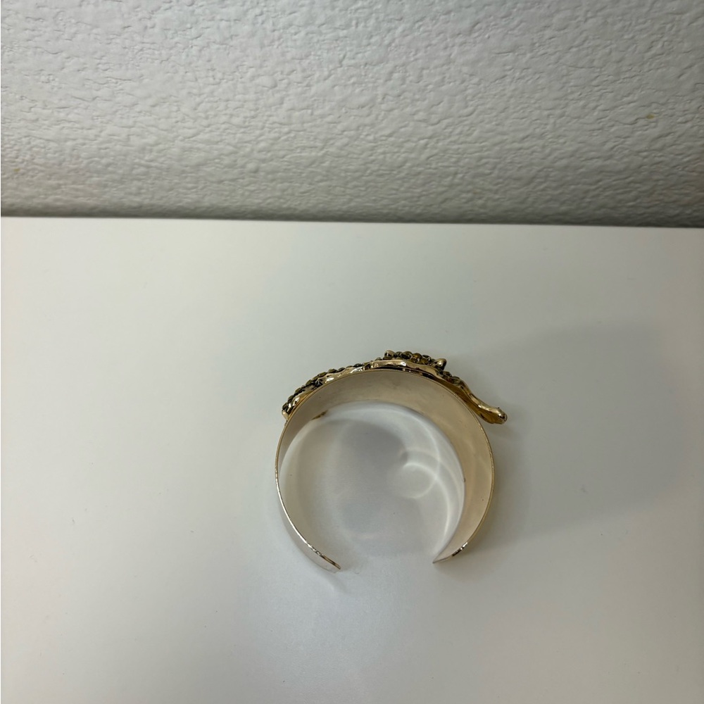Aldo Crystal Tiger Cuff Bracelet(Good Condition)